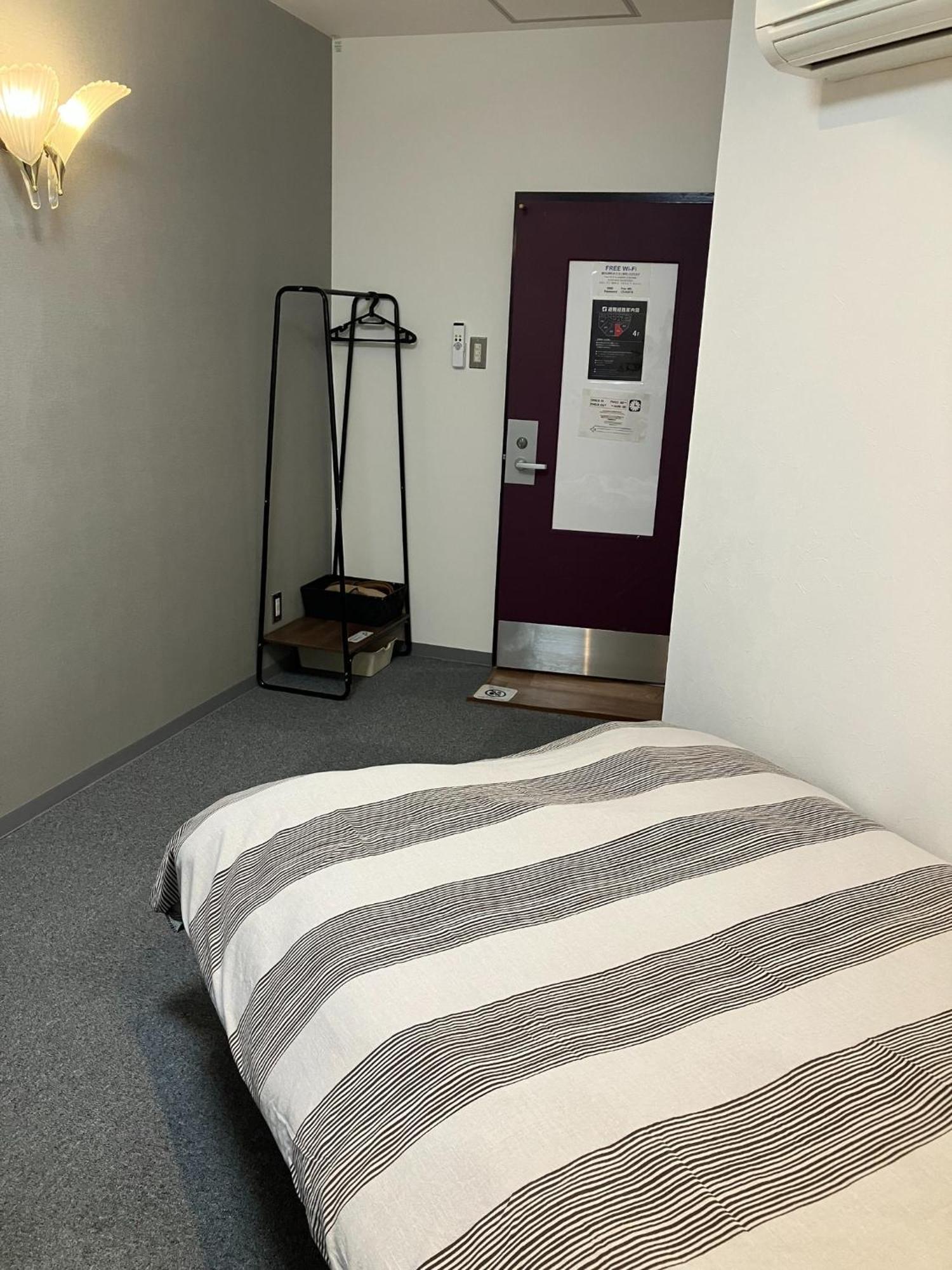 Hotel Leola - Vacation Stay 25772V Осака Екстериор снимка