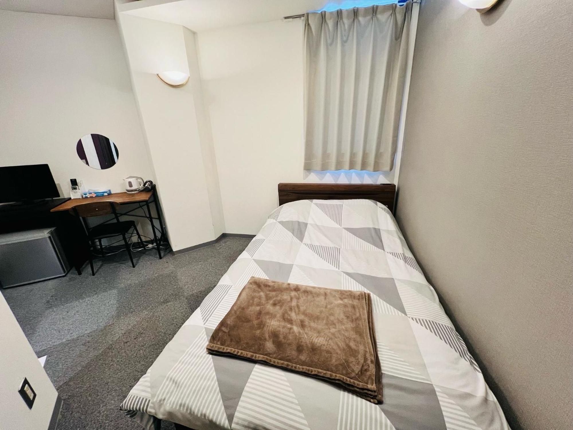 Hotel Leola - Vacation Stay 25772V Осака Екстериор снимка