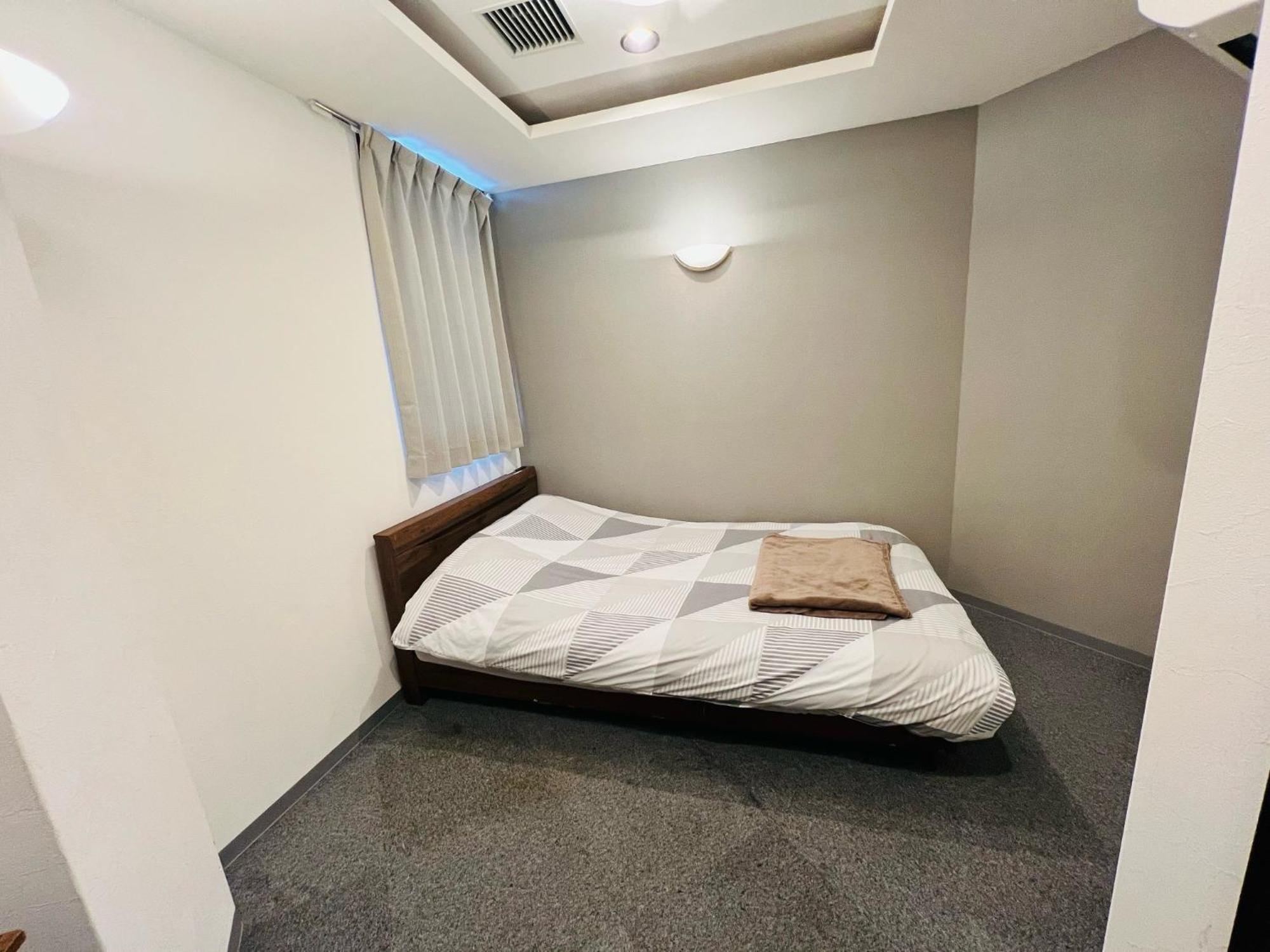 Hotel Leola - Vacation Stay 25772V Осака Екстериор снимка