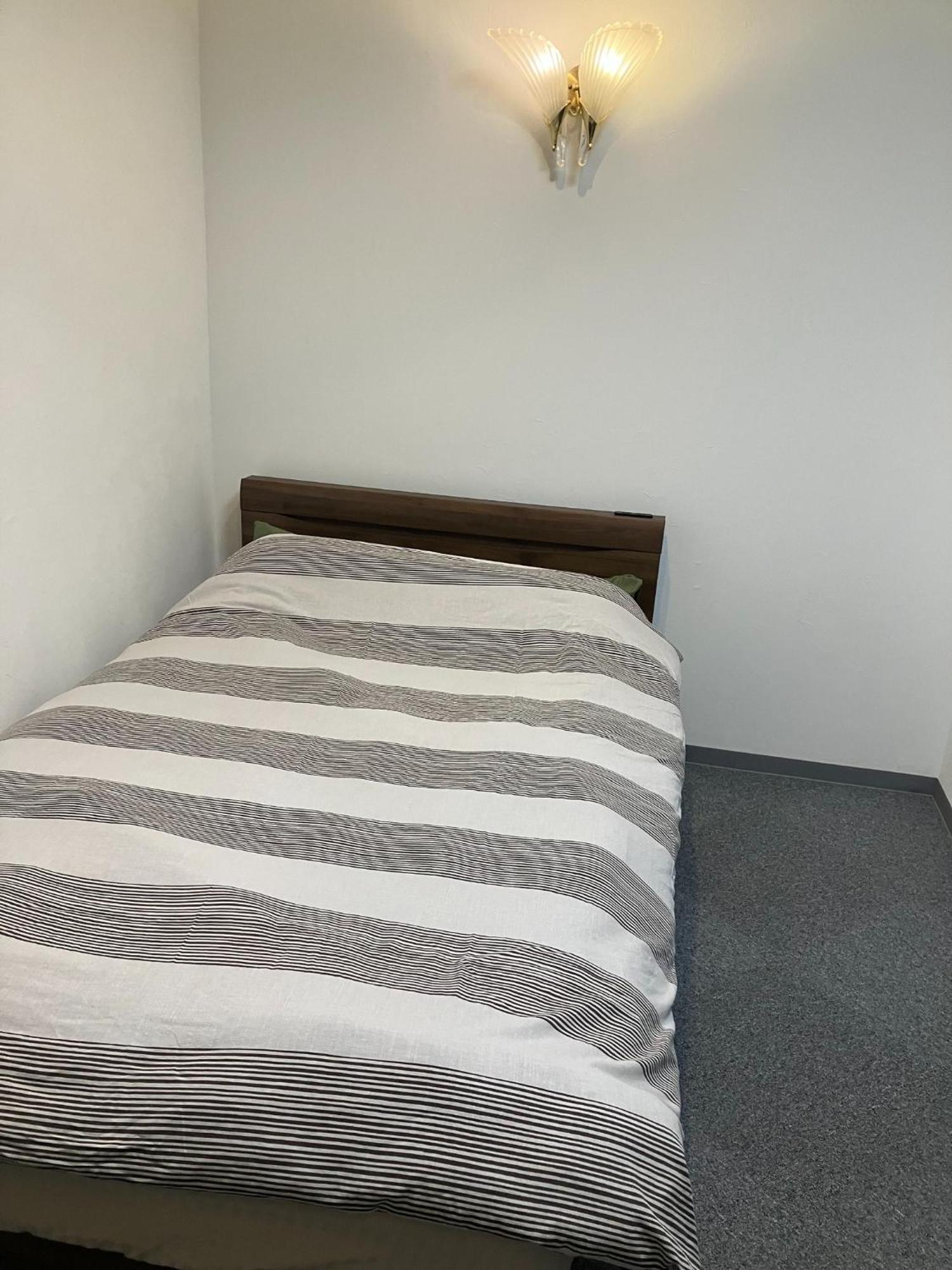 Hotel Leola - Vacation Stay 25772V Осака Екстериор снимка