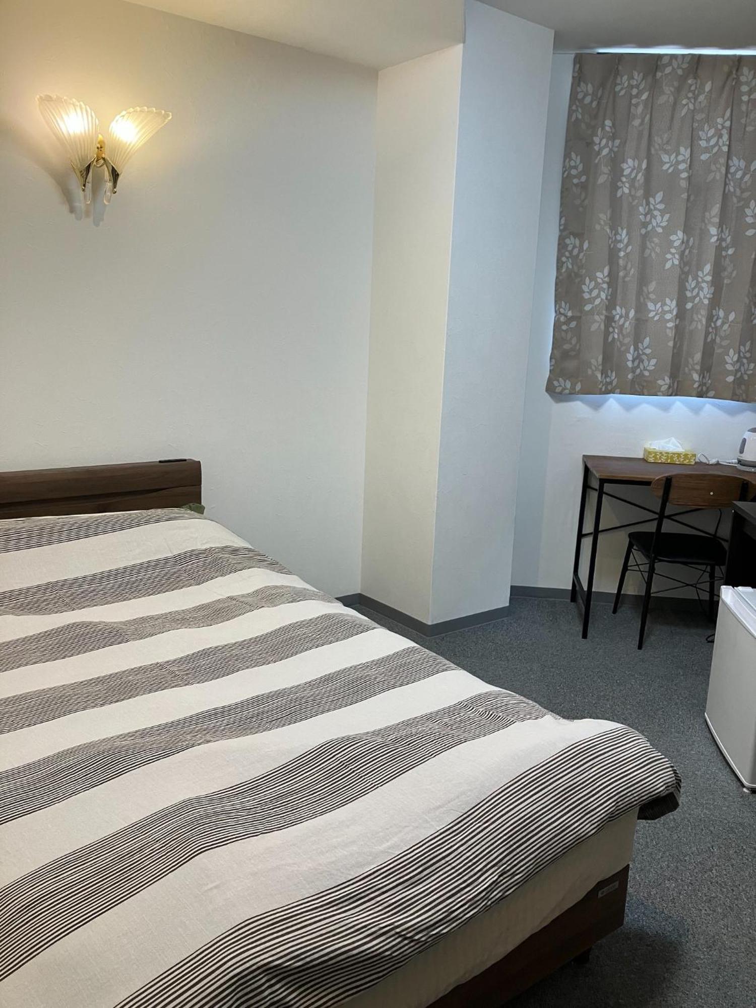 Hotel Leola - Vacation Stay 25772V Осака Екстериор снимка